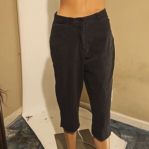 St John's Bay Highwaisted Black Capris